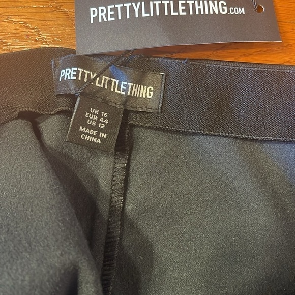 Prettylittlething sz 12 (uk 16) stretch black faux leather side zipper pants - Picture 10 of 11